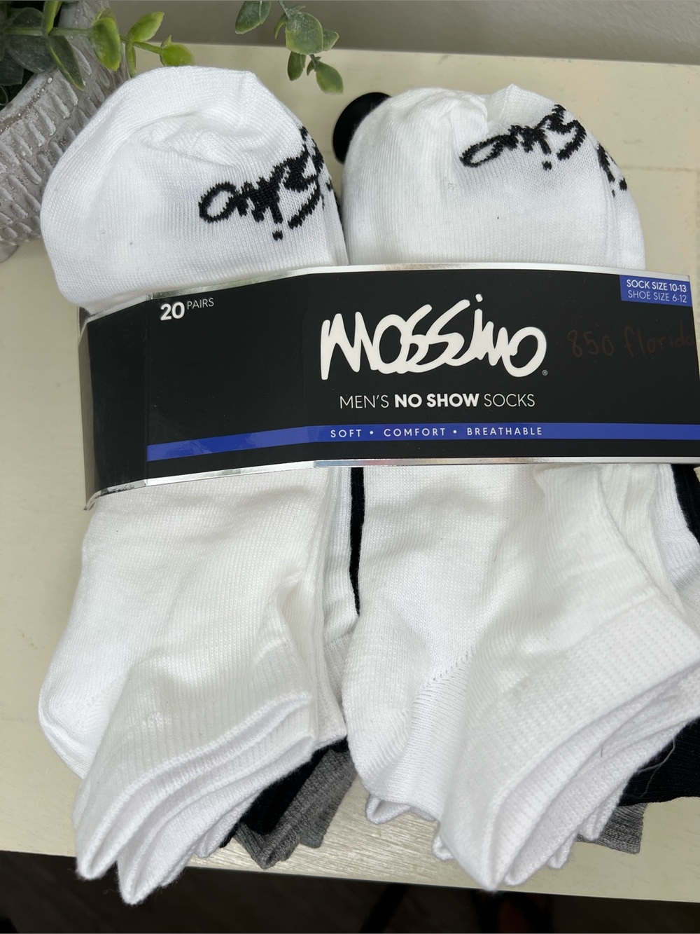 Brand New-Mossimo Men’s No Show Socks (20 Pair)